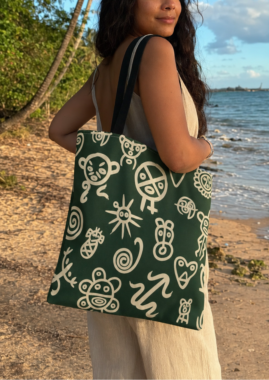 Anacaona Tote Bag